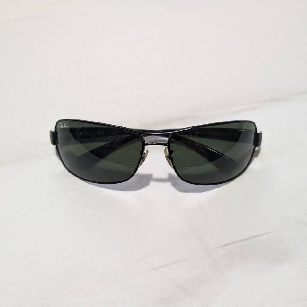 Ray-Ban
